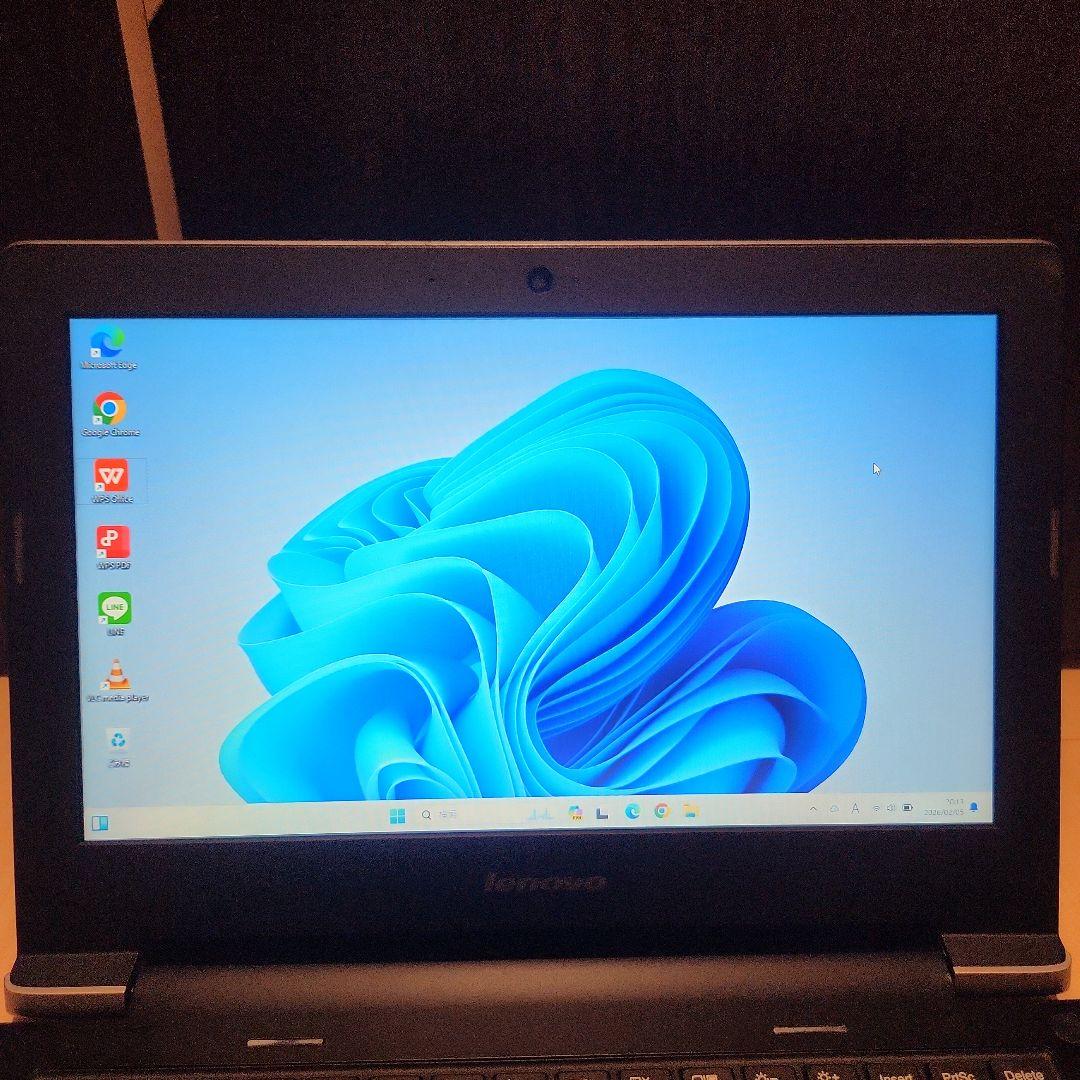 ノートパソコン　薄型　軽量　コンパクト　Lenovo