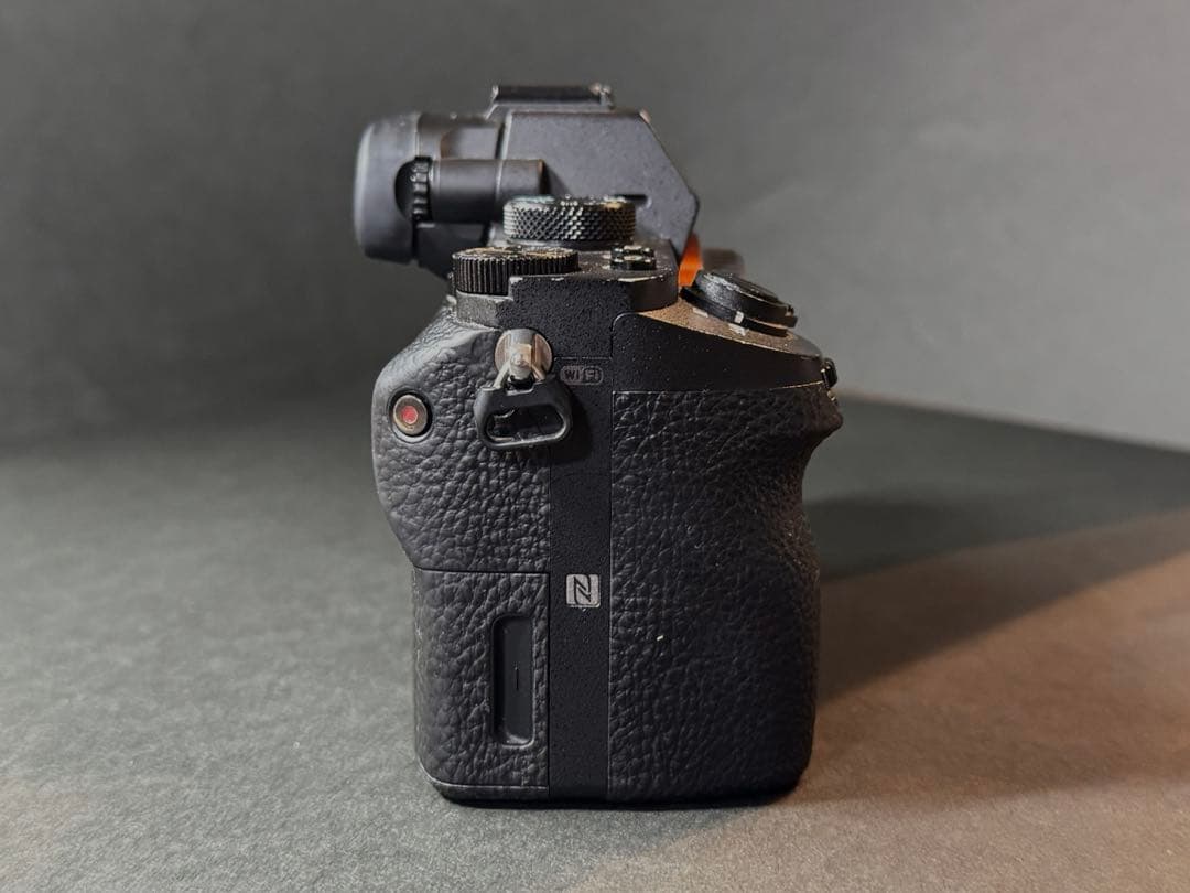 中古】α7 Ⅱズームレンズキット バッテリー4個 - メルカリ