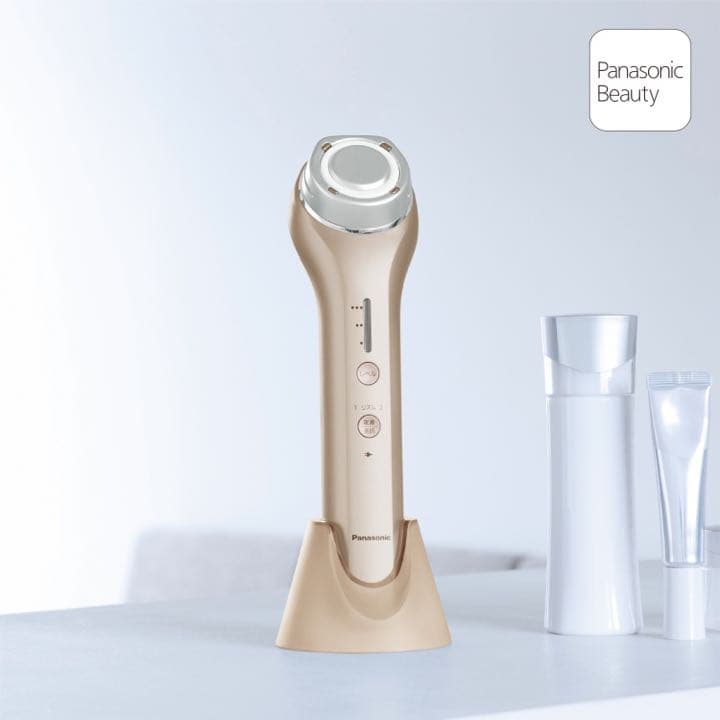 Panasonic EH-SR74 美顔器　超音波リフト Panasonic / RF美顔器 EH-SR74の公式商品情報｜美容・化粧品情報は