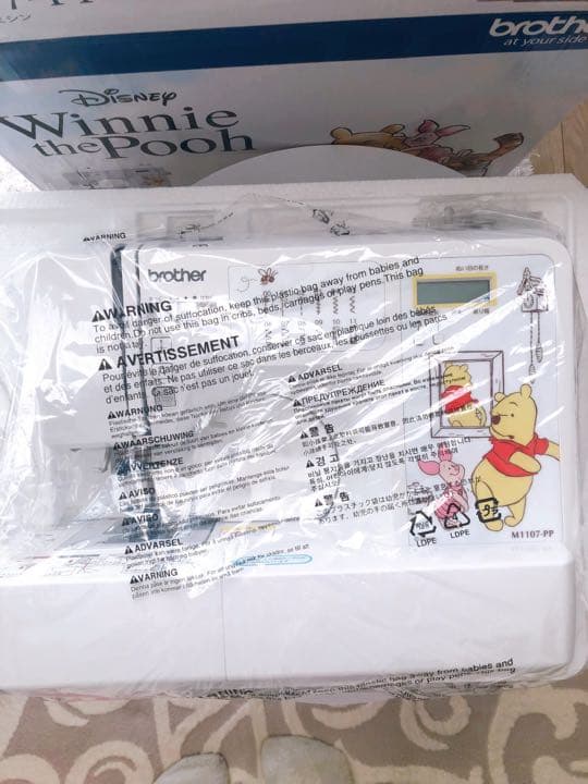 brother  ブラザー　コンピューターミシン　　プーさん