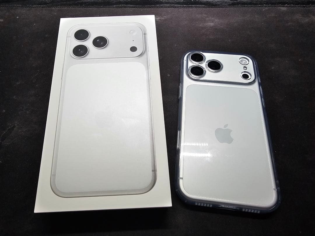 iPhone 17 Pro Max 256GB【極美品・即日発送・おまけ付】 iPhone 17 Pro Max 『新品未開封』iPhone 256GB SIMフリー [コズミック