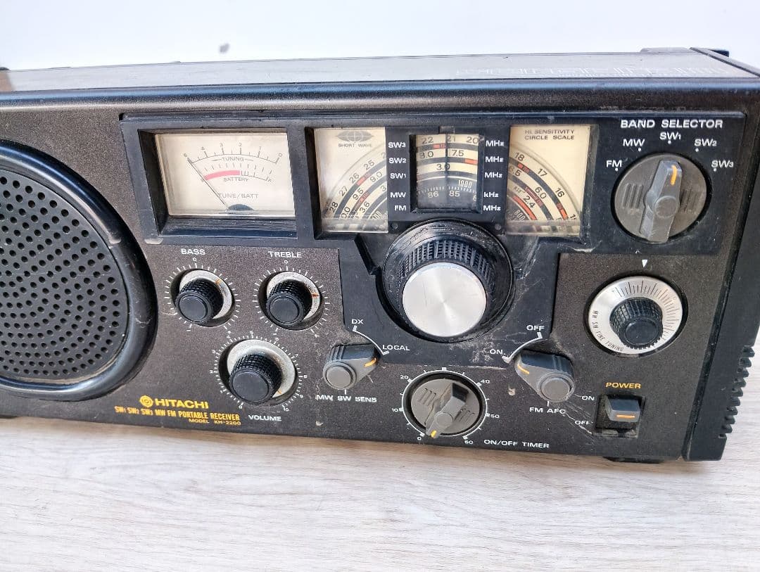 日立ＢＣＬラジオ　サージラム　ＫＨー２２００(よ98)