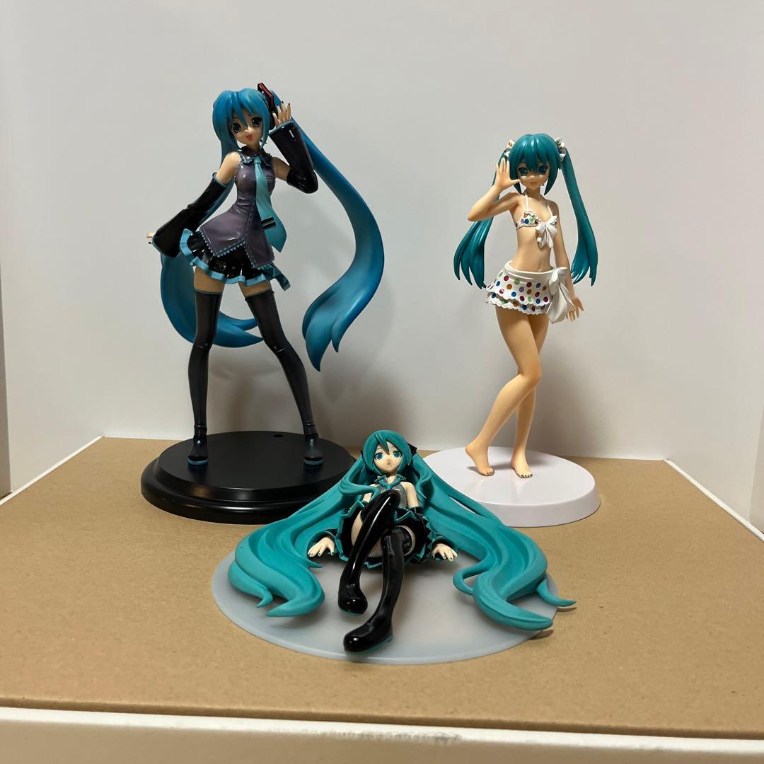初音ミク フィギュア 3体セット - メルカリ