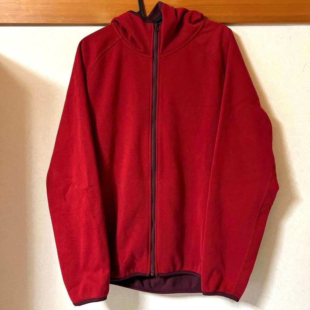 ユニクロ ブロックテックフリースパーカー 赤 L - メルカリ