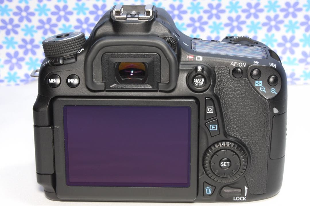 Wi-Fi内蔵❤Canon EOS 70D❤️️高画質❤️動画撮影❤おすすめカメラ❤️