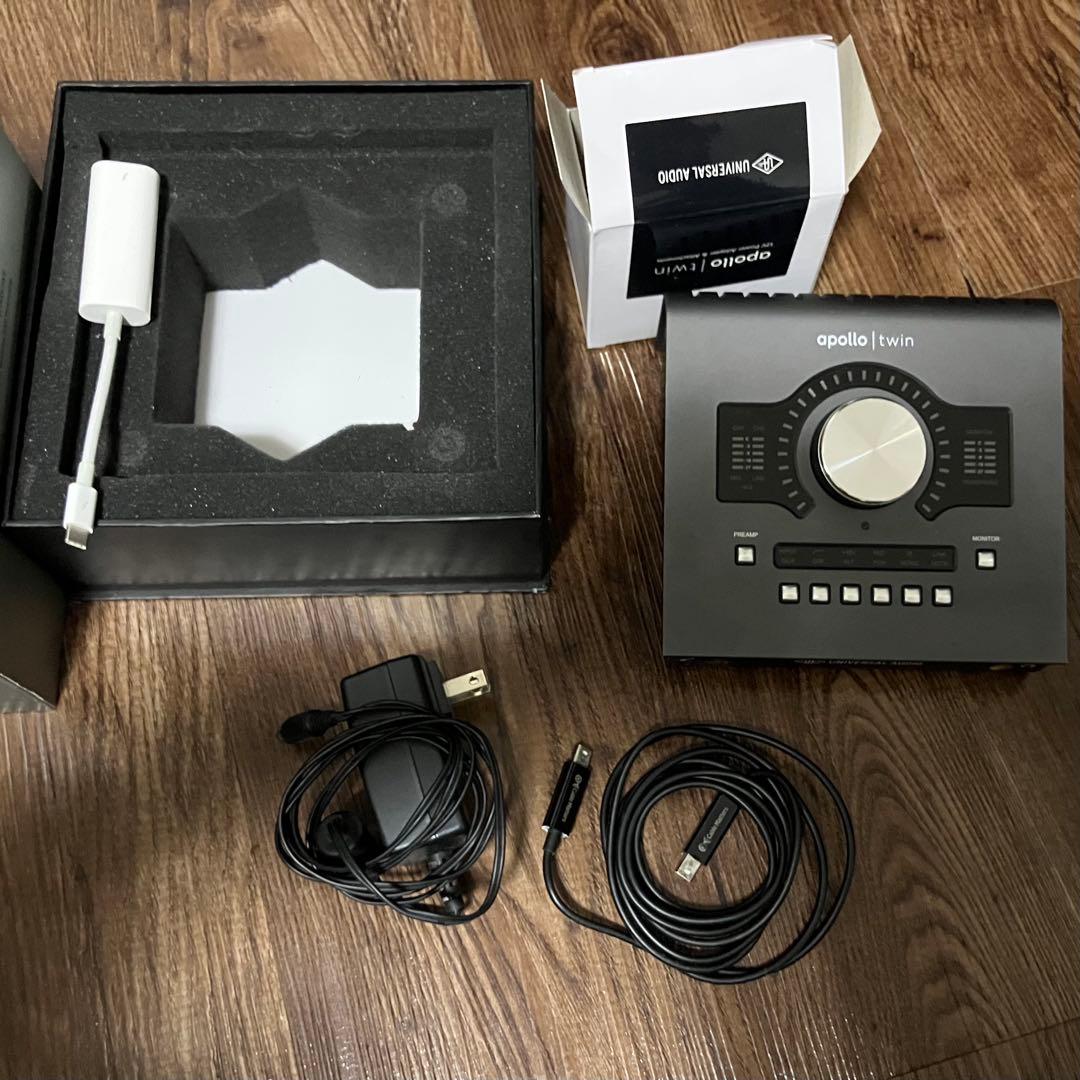 apollo twin MKII QUAD ケーブル付 高品質オーディオインターフェイスUniversal Audioの APOLLO TWIN MKII