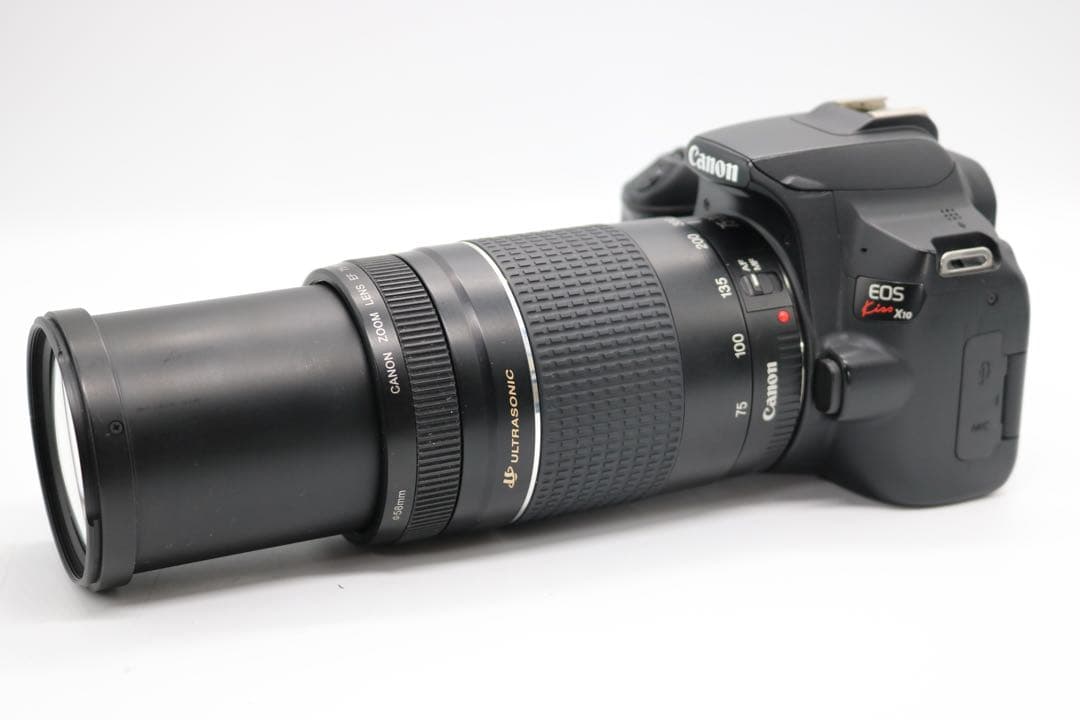 超美品ですが… 【Canon EOS Kiss X10 ダブルレンズセット】