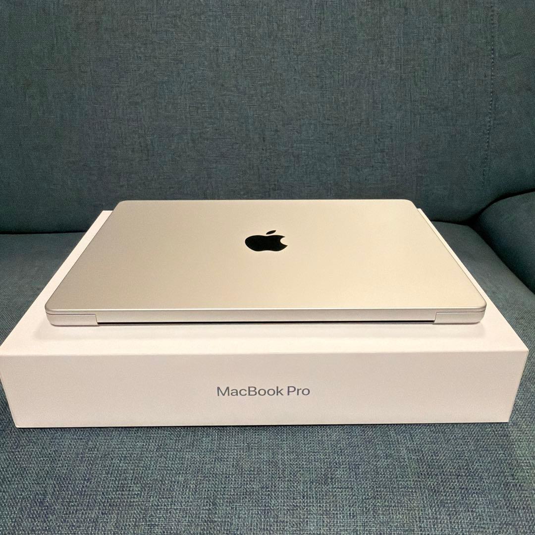 MacBook Pro 14インチ M4 シルバー16GB SSD512GB