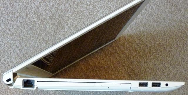 東芝 dynabook T65/DG corei7 7500U 2.7GHz
