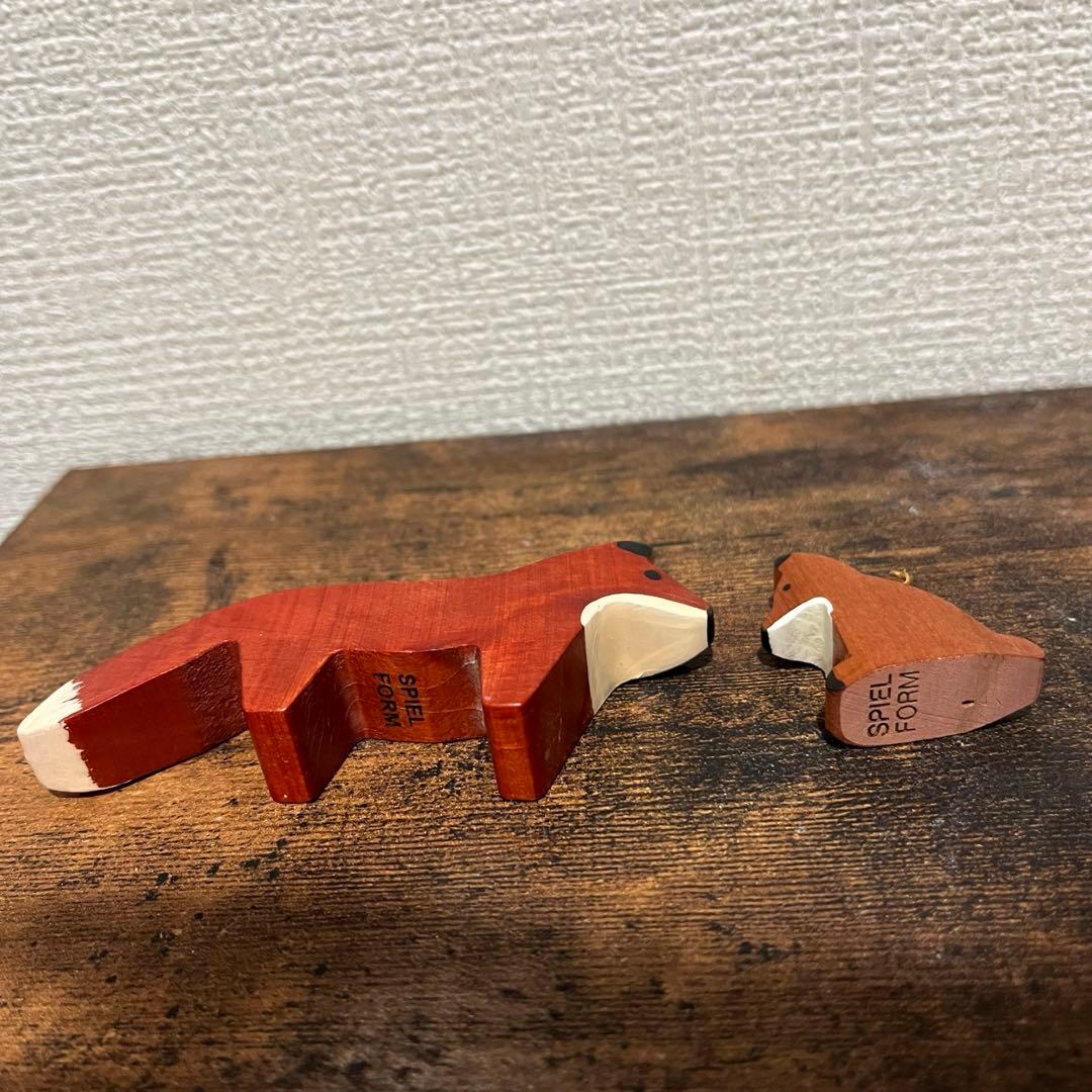 tomomi 　スピールフォーム　キツネの親子　シロクマの家族