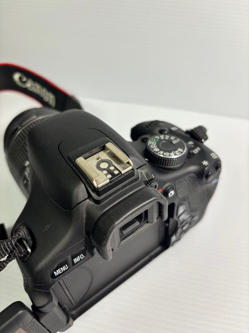 【美品】Canon　EOSKissX5　ダブルズームレンズキット（中古