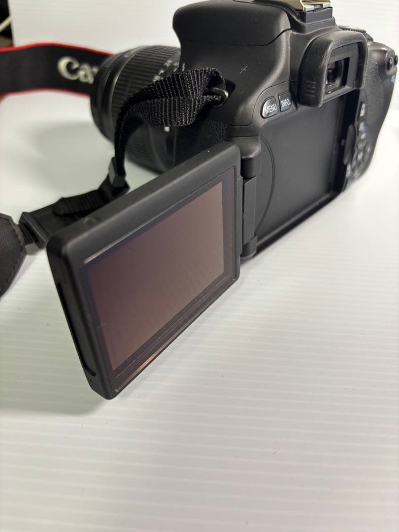 【美品】Canon　EOSKissX5　ダブルズームレンズキット（中古