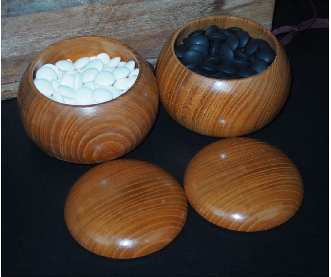 送料無料 日向特製 蛤碁石35号・碁笥セット 旧家蔵出 - メルカリ