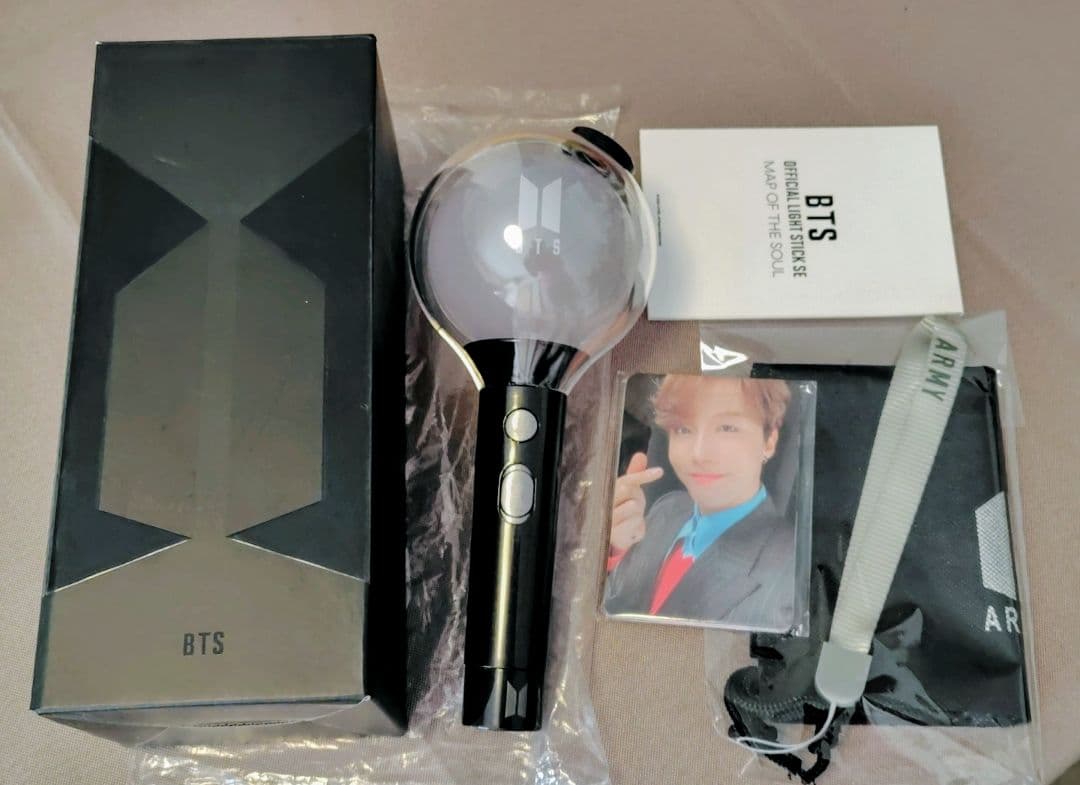 新品 BTS アミボム 公式ペンライト ver.4 フォトカード付き - メルカリ