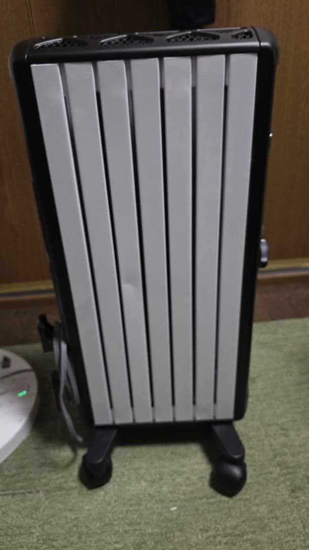 デロンギ　マルチダイナミックヒーター　MDHU09-BK