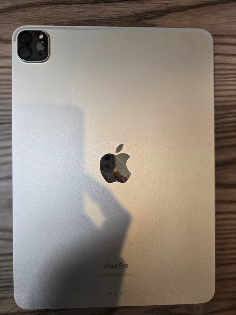 iPad Pro 11インチ 第4世代 128GB キーボード＋ペン（ジャンク）