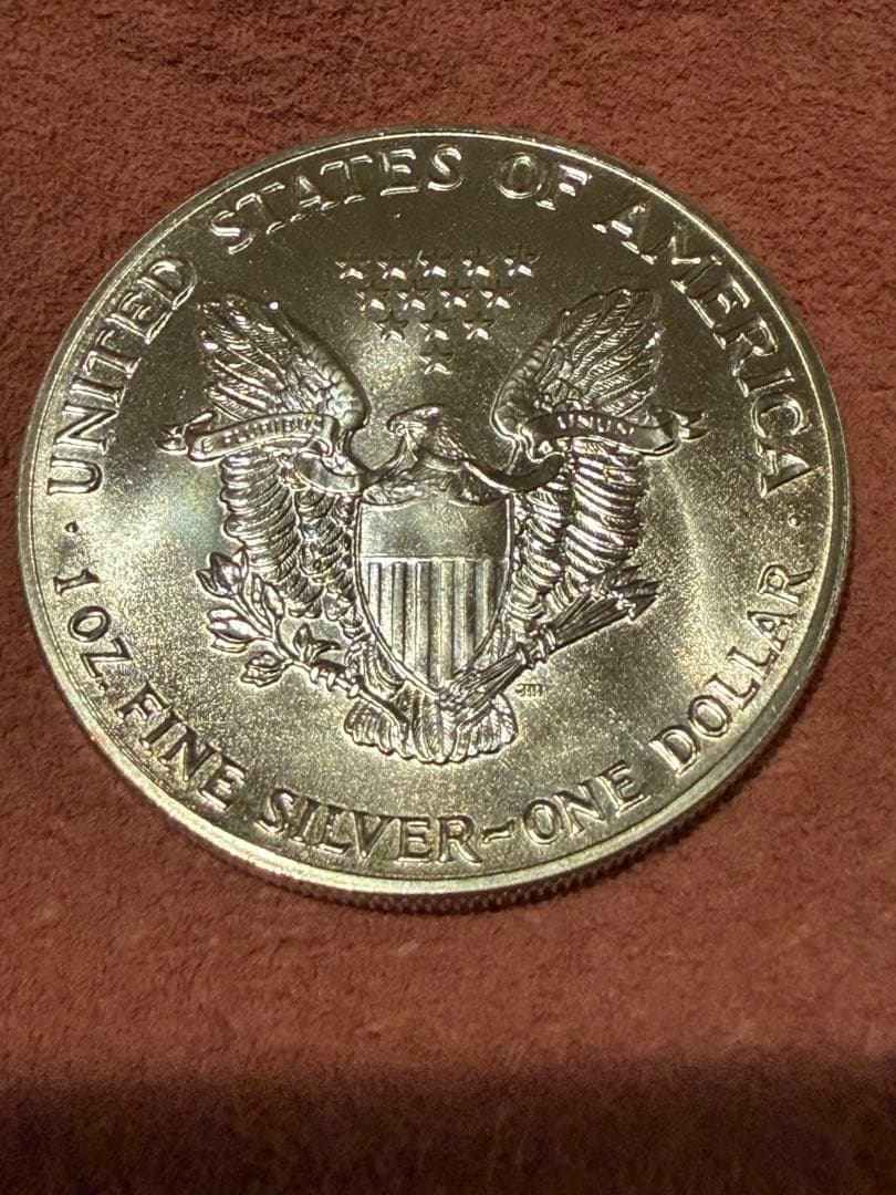 イーグル銀貨　1987年　アメリカ合衆国造幣局発行　1oz銀貨　純銀　31.1g