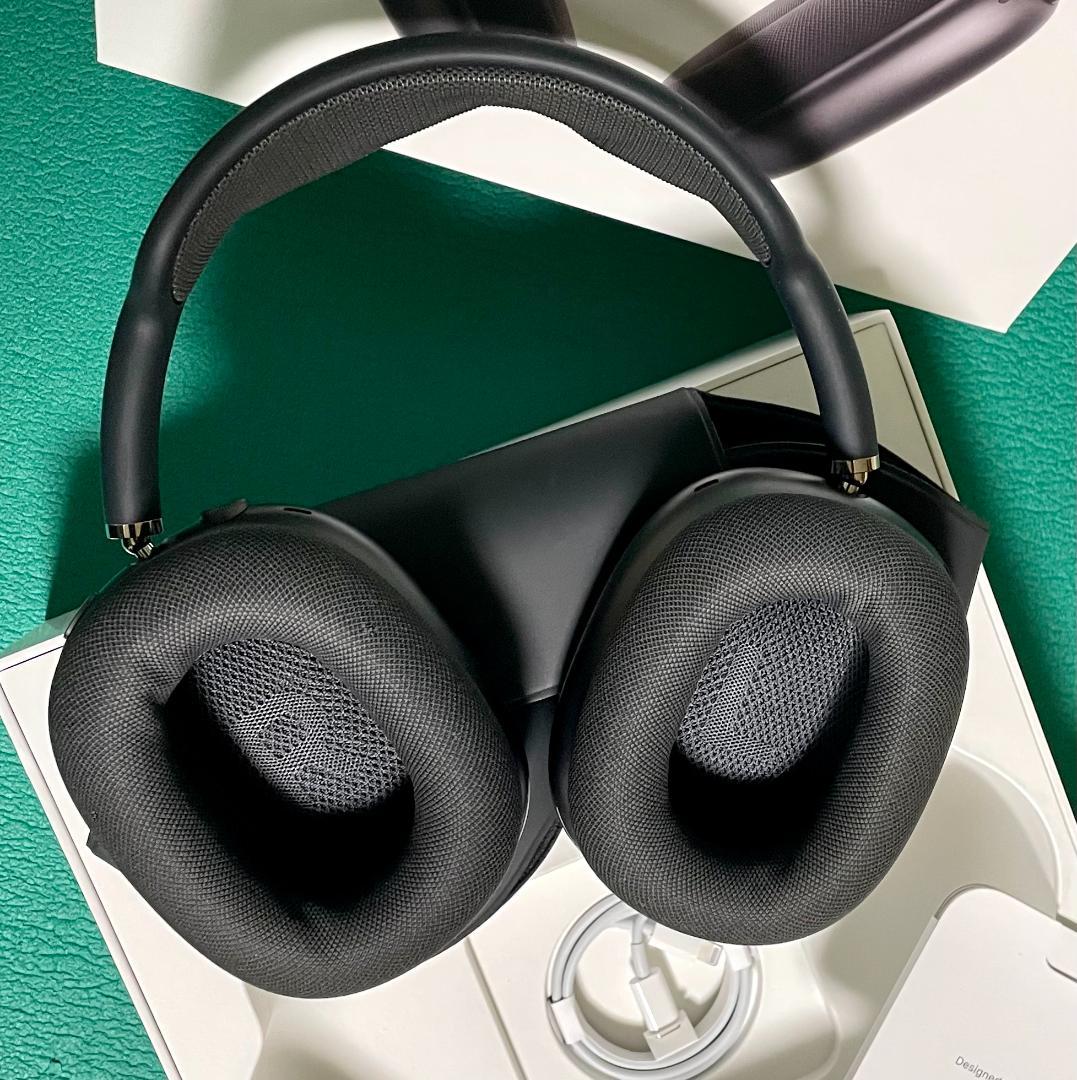 極美品 AirPods Max Lightning 完動品