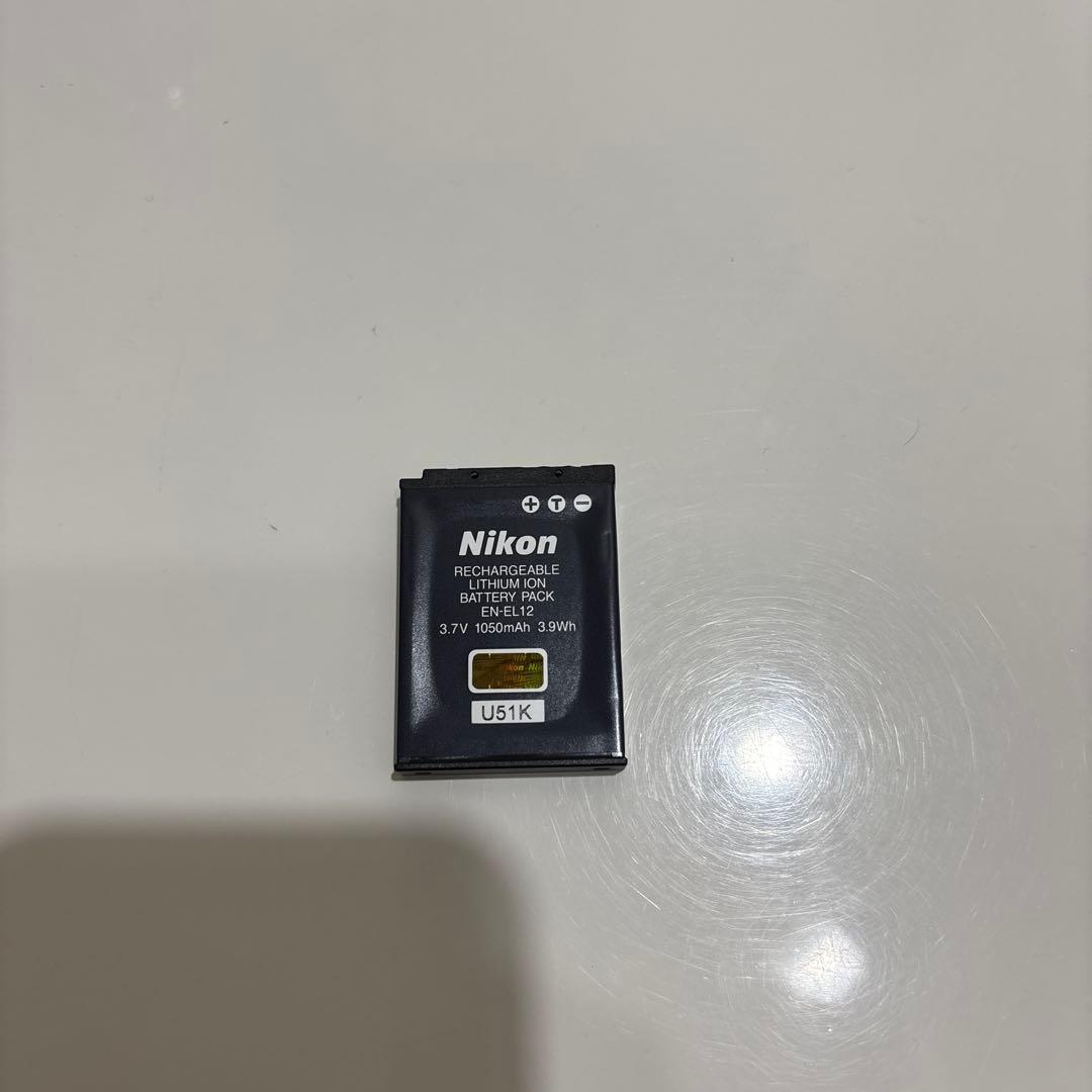 デジタルカメラ coolpix b600