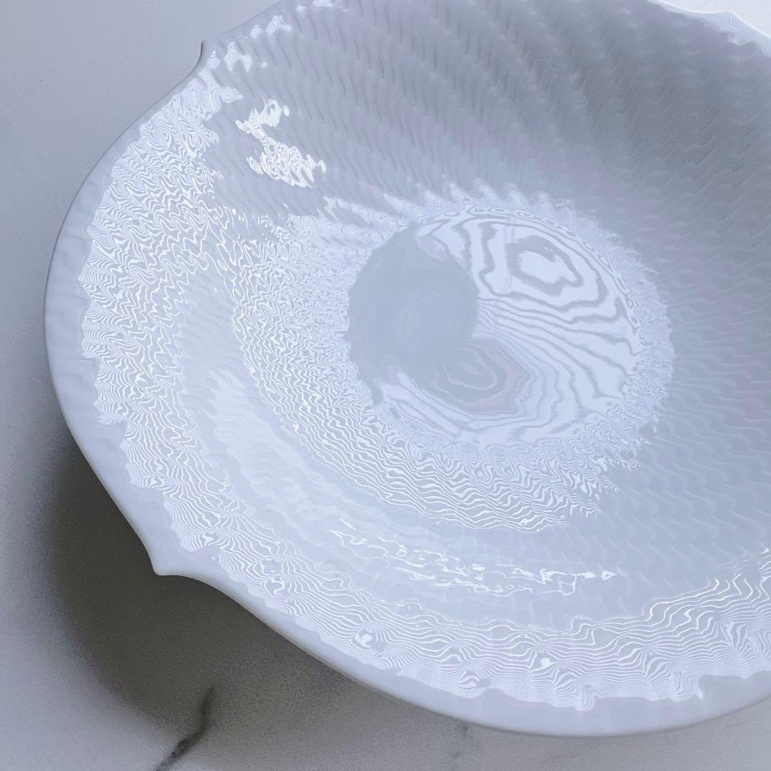 新品・箱付き】 MEISSEN マイセン 波の戯れ サラダディッシュ 深皿 白