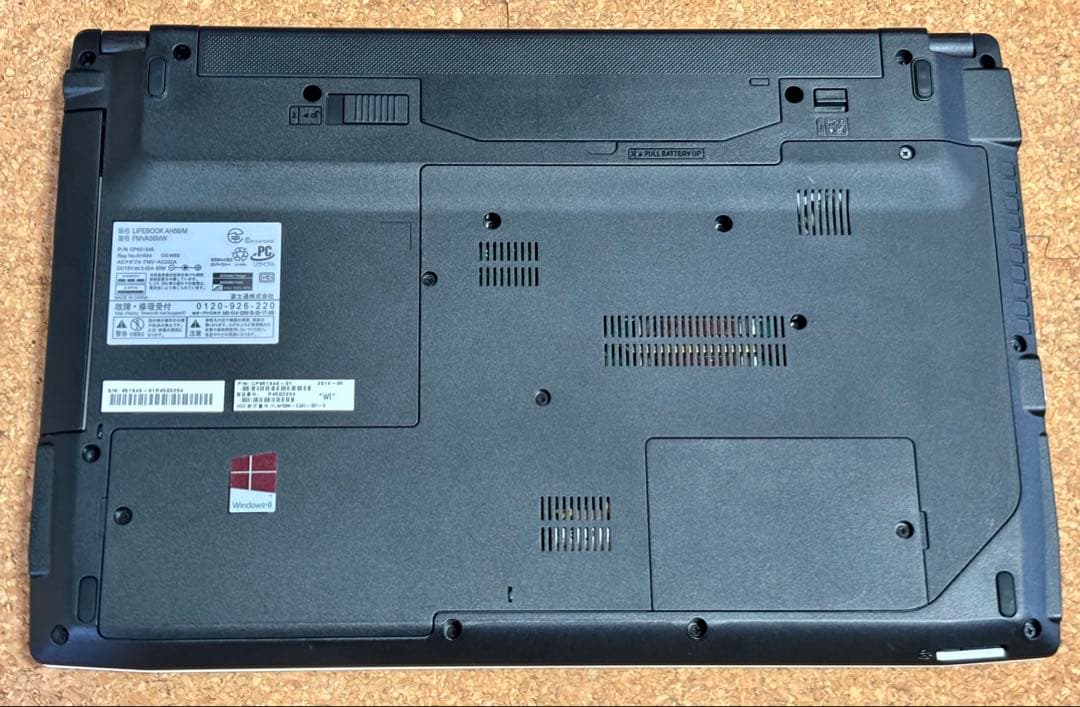 富士通 LIFEBOOK AH56/M アルマイトホワイト ノートPC