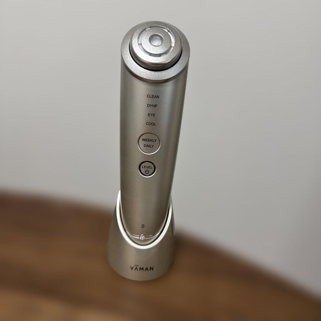 YAMAN フォトプラス　シャイニー　ネオ　美顔器