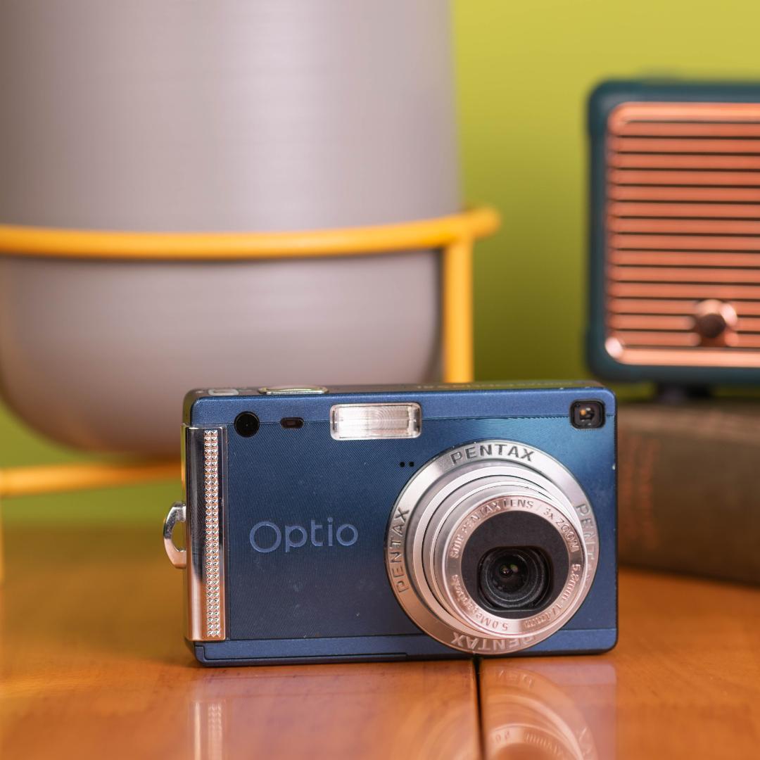 可愛いすぎるオールドコンデジ】PENTAX optio S5i ブルー - メルカリ