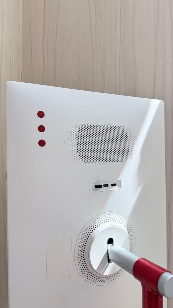 KTC MegPad 32型 4K UHD 移動式スマートモニター