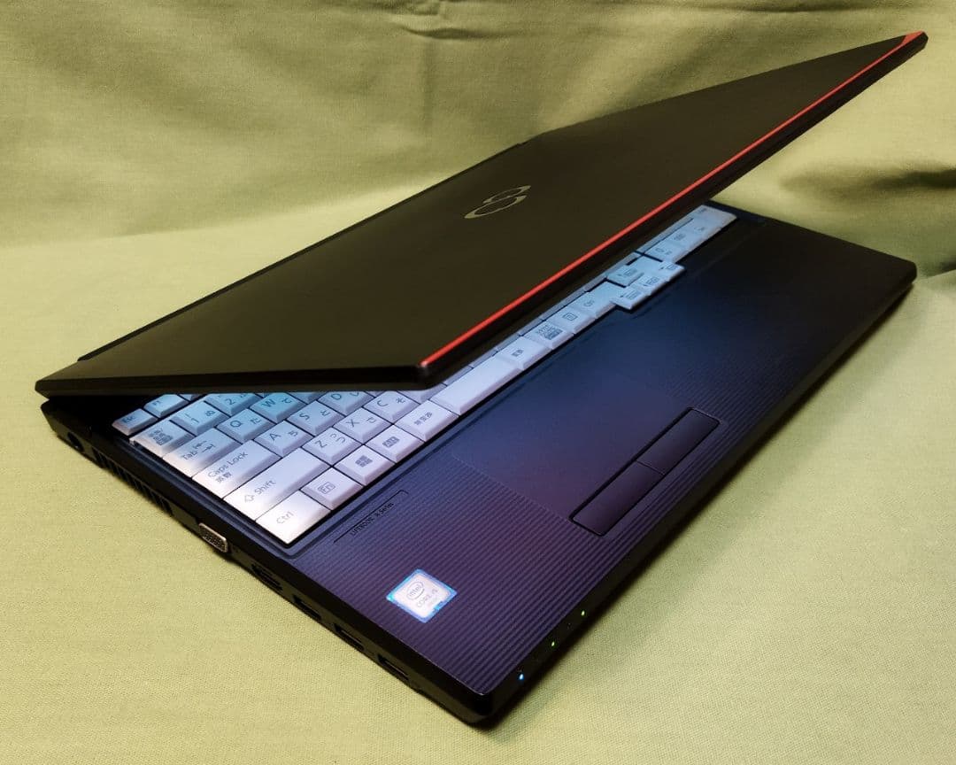 LIFEBOOK A576 i5 4G SSD240G Windows11ノート