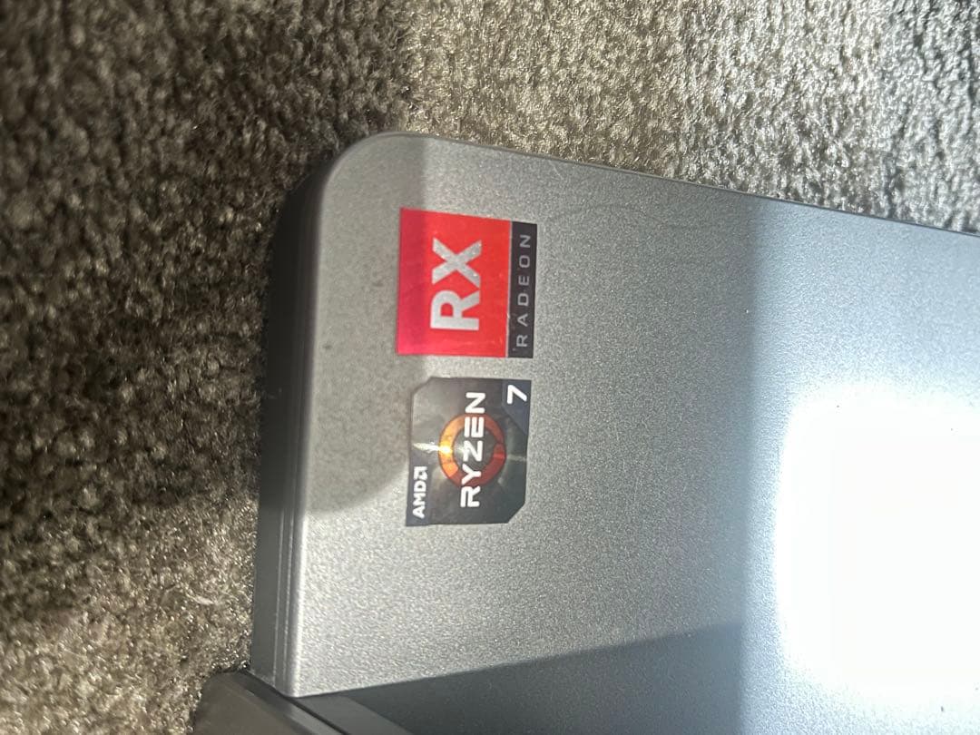 Dell Inspiron 27 7775 Series モニター