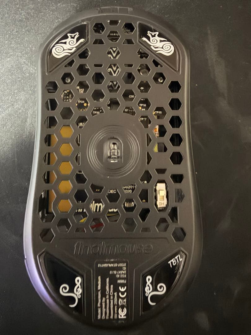 finalmouse Starlight-12 Phantom Mサイズ