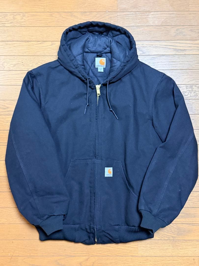 USA製 Carhartt アクティブジャケット 黒 carhartt J140 アクティブジャケット | 黒色 XL-R - 札幌 ビンテージ