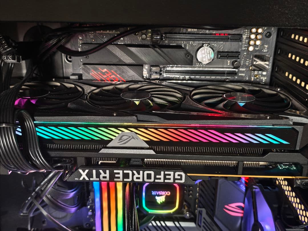 グラフィックボード・グラボ・ビデオカード ASUS ROG STRIX GeForce RTX 3080