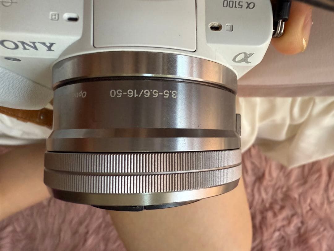 【美品】SONY α5100 ホワイト ミラーレス一眼レフ カメラ α