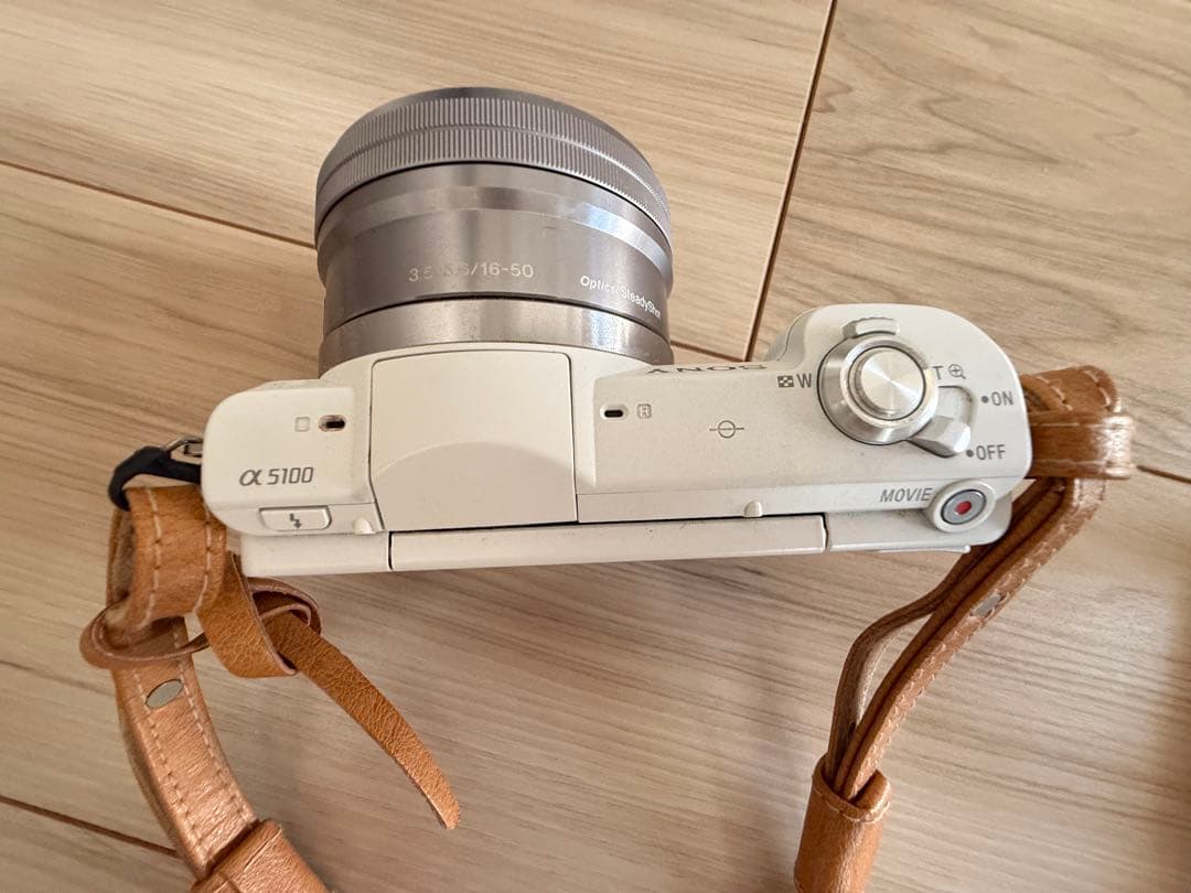 【美品】SONY α5100 ホワイト ミラーレス一眼レフ カメラ α