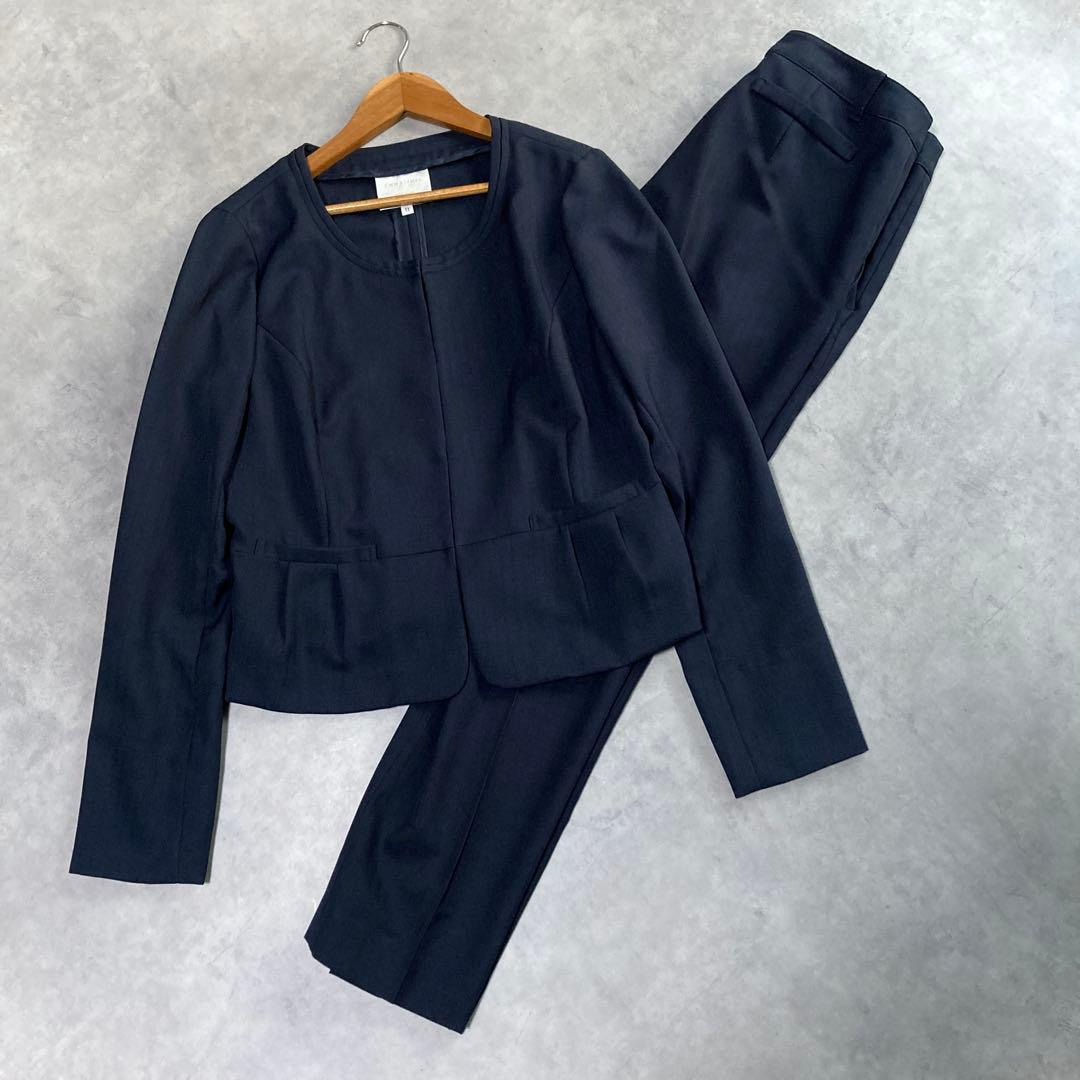 美品 EMMAJAMES パンツスーツセットアップ ノーカラージャケット 紺 L