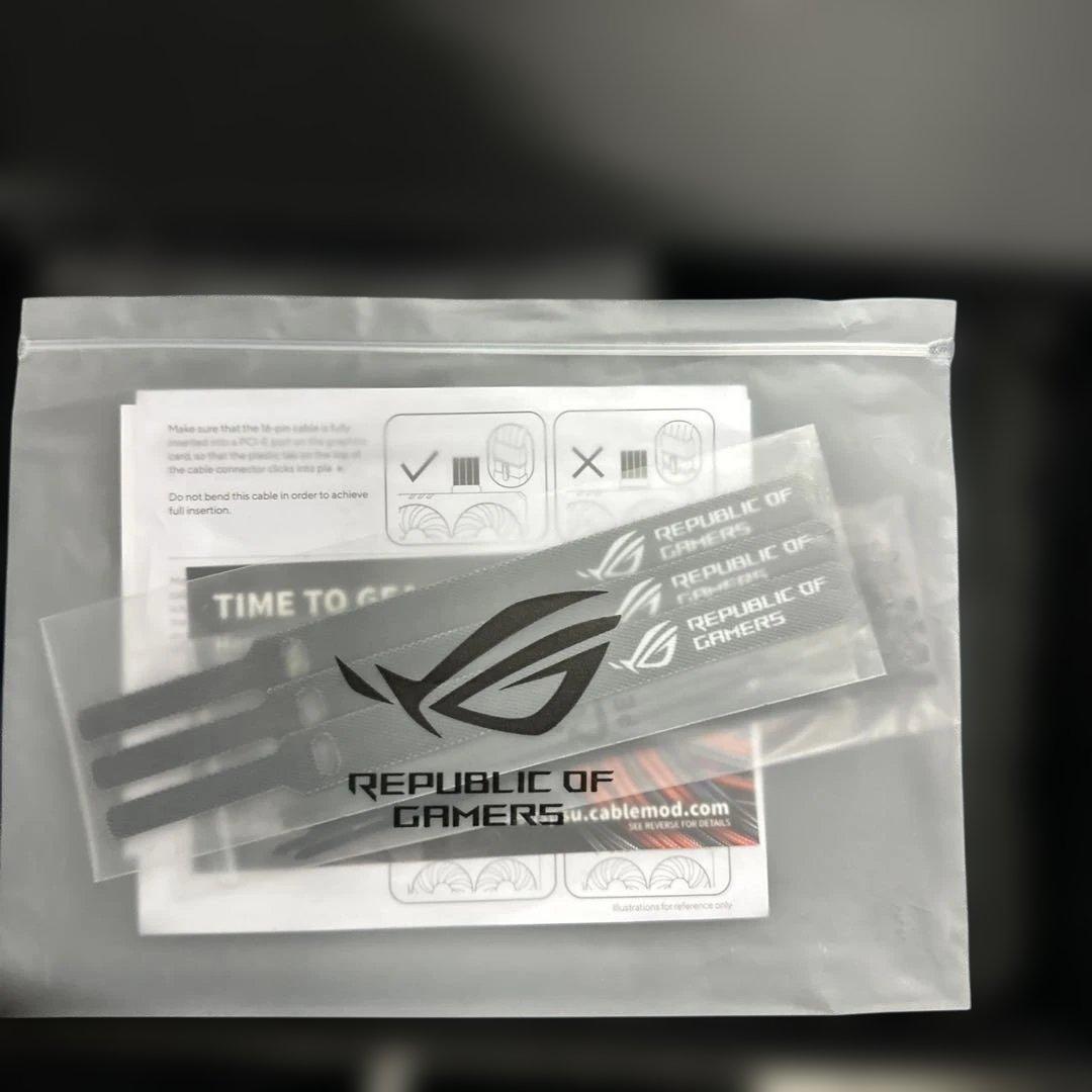 ASUS PSU 電源ユニット 1000 w　80 PLUS