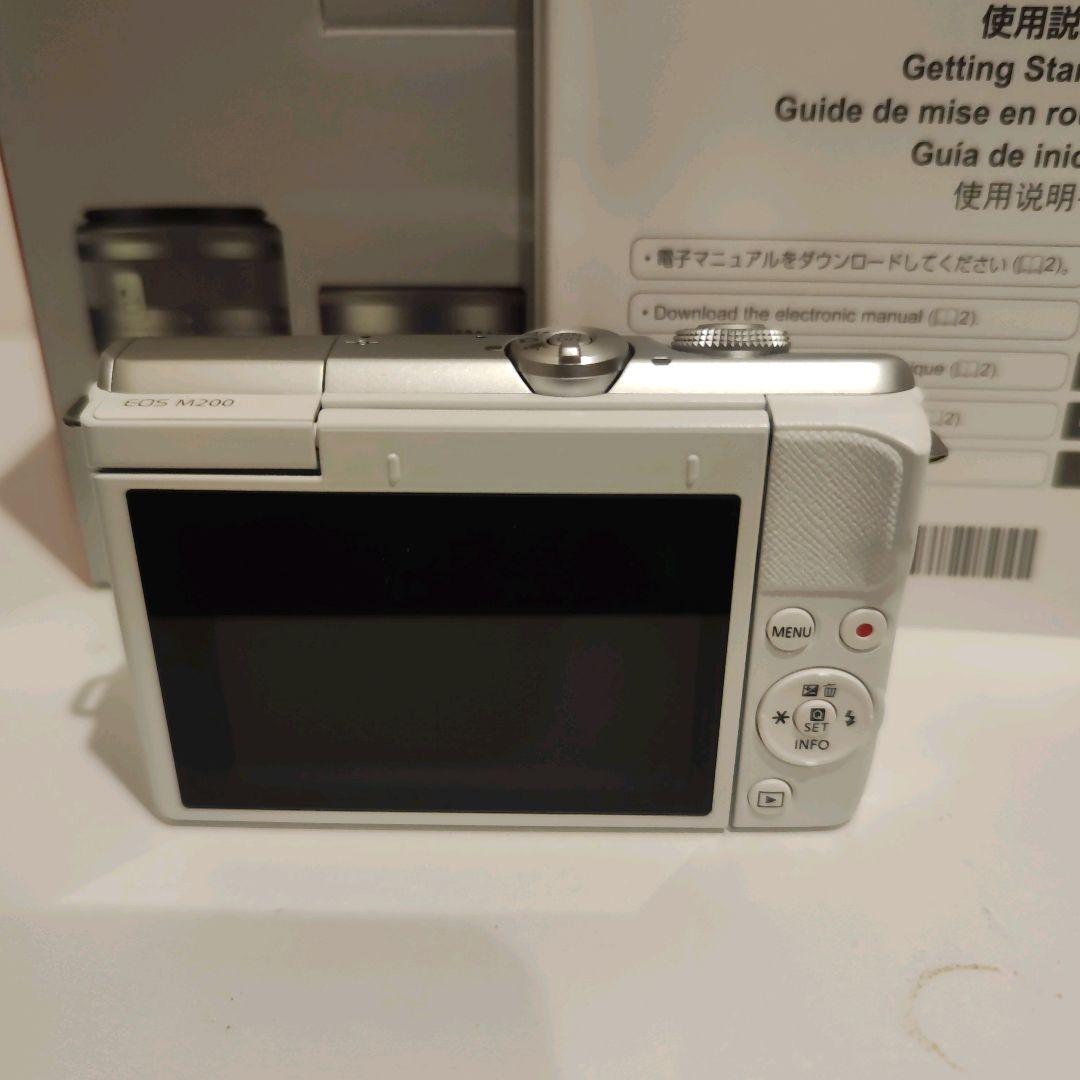 Canon EOS M200 ミラーレス一眼カメラ ホワイト ダブルレンズキット