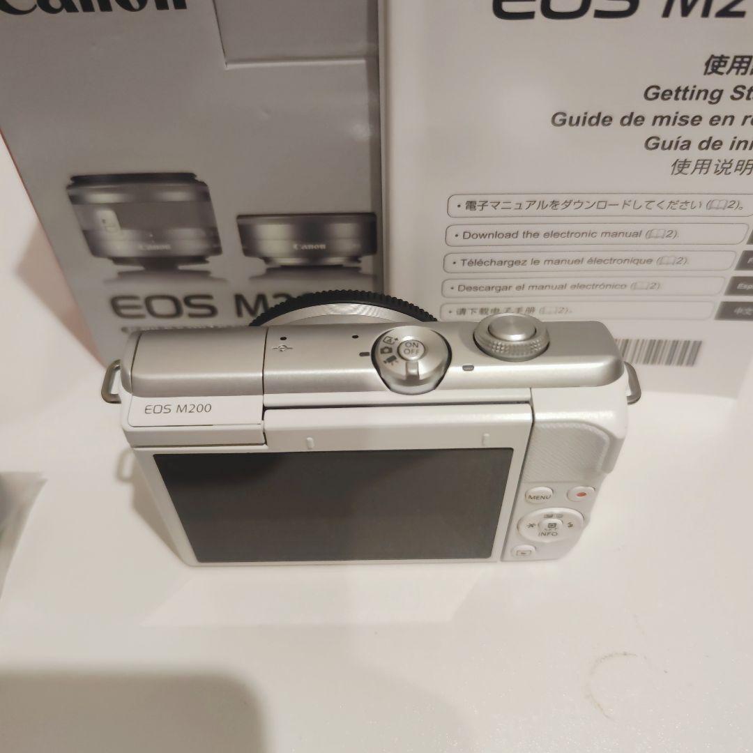Canon EOS M200 ミラーレス一眼カメラ ホワイト ダブルレンズキット