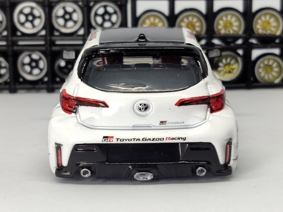 トミカ改造 トヨタ GR カローラ GRカラー 段リム ☆深リム ホット