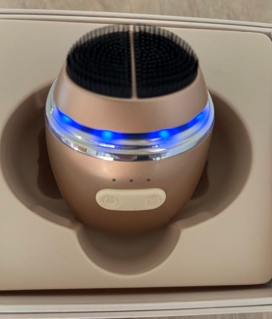 ZoGanKin EMS美顔器 ゴールド