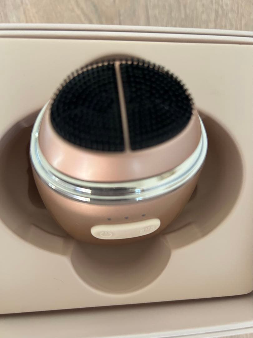 ZoGanKin EMS美顔器 ゴールド