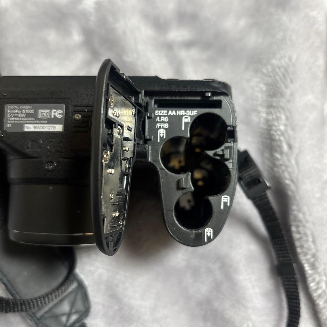 FUJIFILM FinePix S1500 デジカメ