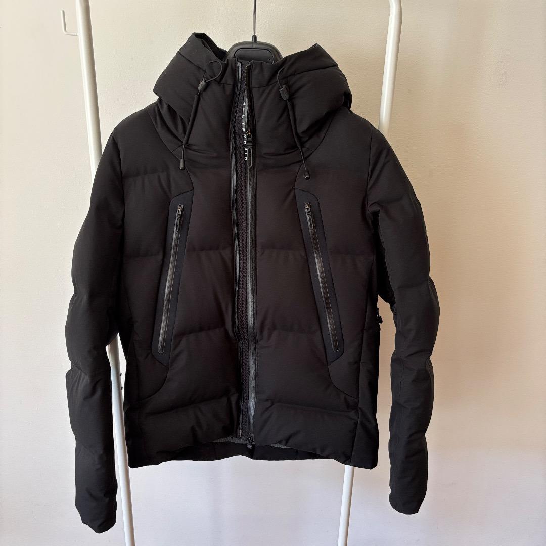 デサント★水沢ダウン マウンテニア★Sサイズ★ギャランティーカードあり デサント☆水沢ダウン マウンテニア☆Sサイズ☆ギャランティーカードあり