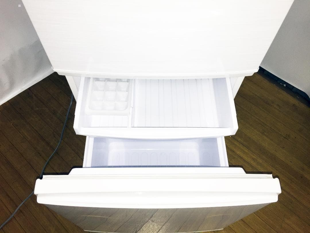 送料無料★SHARP 137L 冷蔵庫【SJ-14W-W】