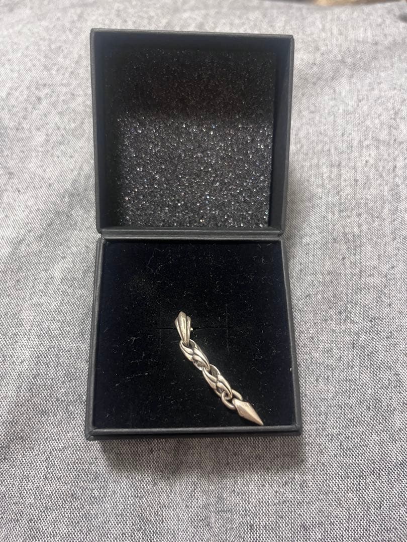 正規品 bloody mary ピアス シルバー925 ダーク 箱、鑑定書付き - メルカリ