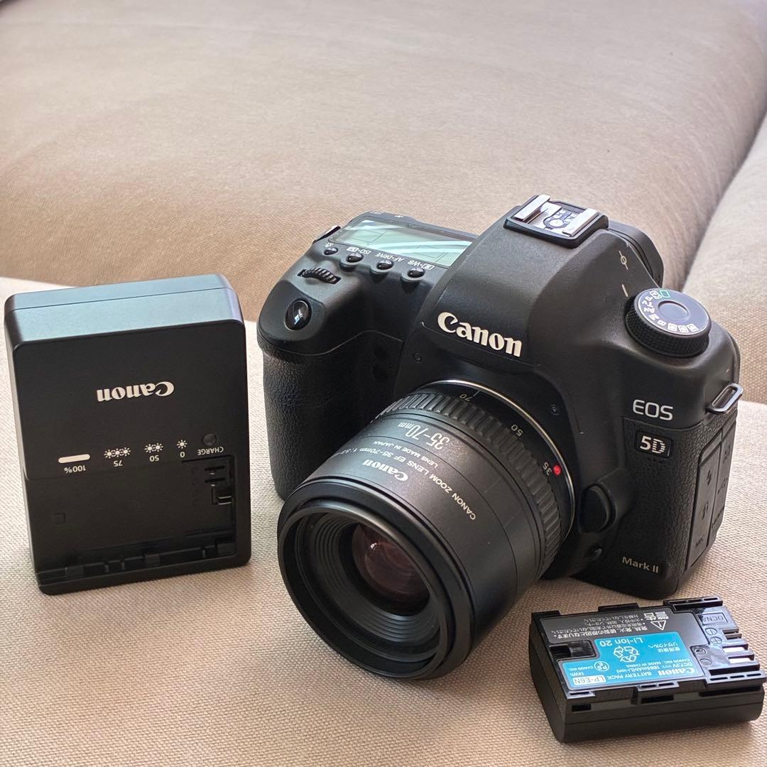 Canon EOS 5D Mark II + 35-70mmレンズ EOS 5D Mark II - キヤノンカメラミュージアム