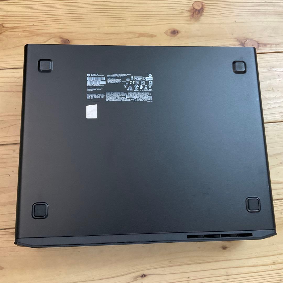 HP Z2 G9 sff 中古 i7-12700 メモリ32G SSD2400G