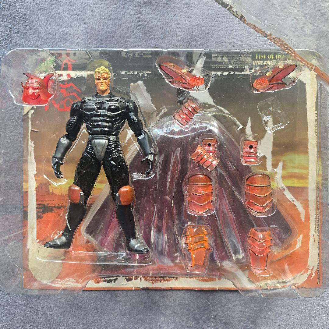 海洋堂 北斗の拳 フィギュア 3種セット カイオウ2種 レイ - メルカリ