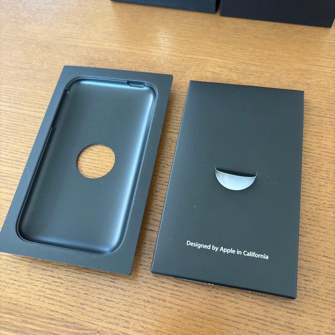 Apple iPhone 3G 16GB ブラック　ケーブル付き